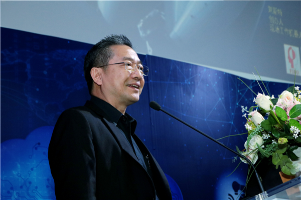 （圖）泰國東部經(jīng)濟走廊辦公室特別顧問、機器人專家Djitt博士發(fā)表精彩演講.jpg